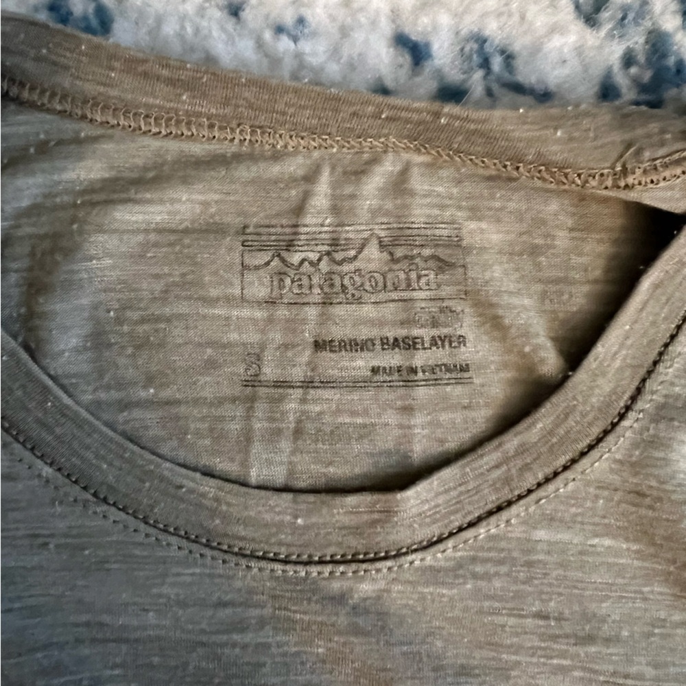 Patagonia merino base layer, Sandy Brown, size small